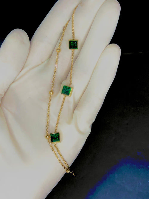 Gold Brcelet with Emerald Green Accents